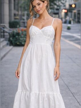 Sofie The Label – White Tie-Strap Maxi Dress size L NWT